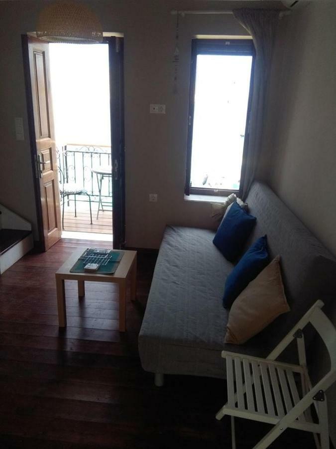 Appartement House Galini à Chalki Town Extérieur photo